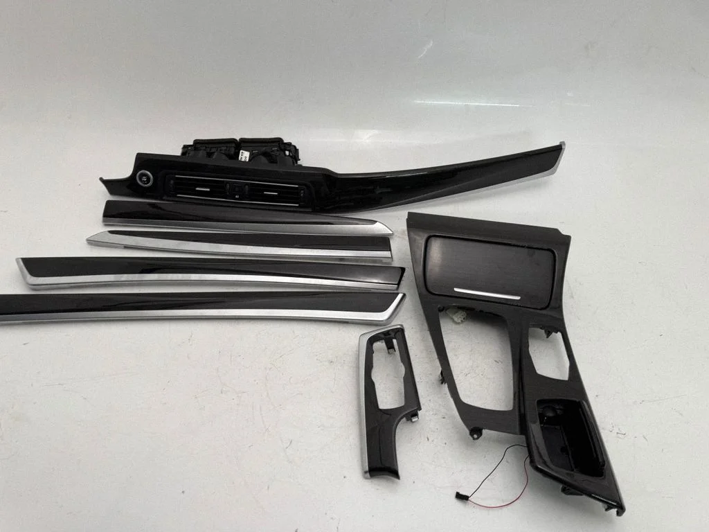 Interior decorative trim set 9192942