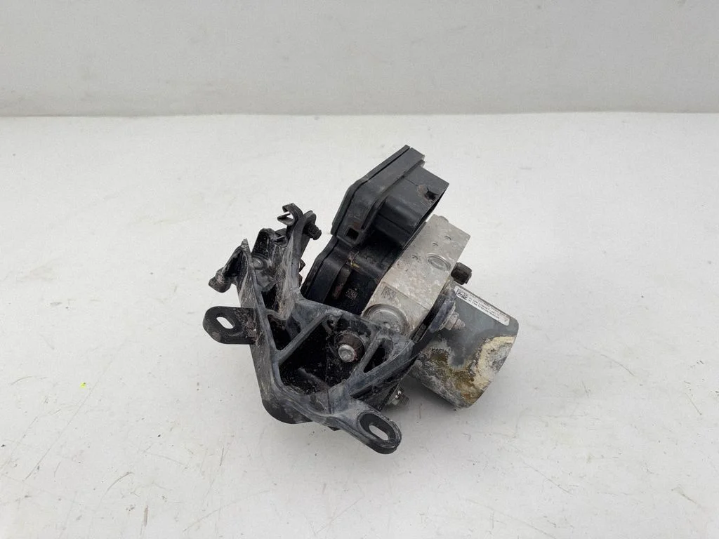 ABS-plokk 104474500B
