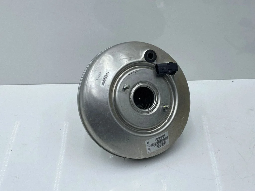 Brake booster 6875608