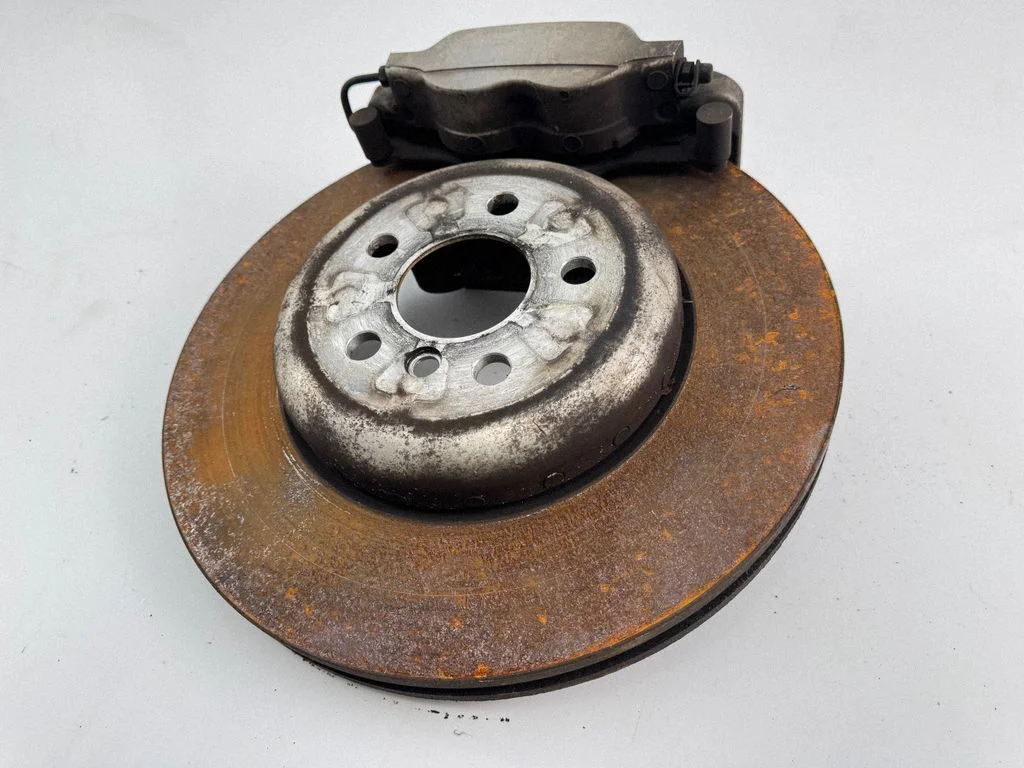 Front brake caliper 688584001