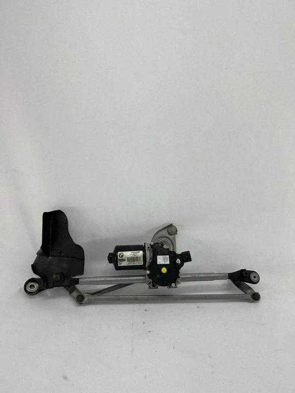 Front wiper linkage and motor – BMW 3 Series F30 F35 F31 (2012-2018)