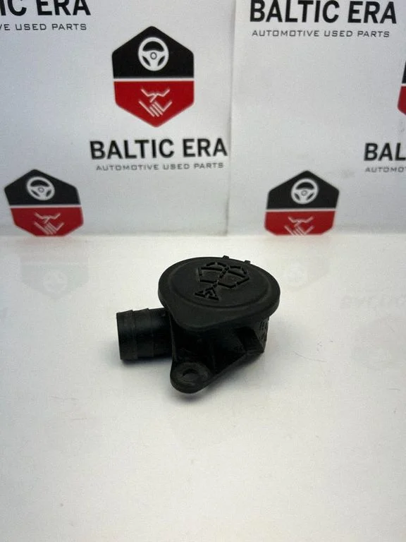 Klaasipesuvedeliku paak – BMW 4-seeria F32 F33 (2013-2020)