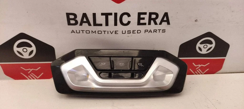 Rear seat light 791081301
