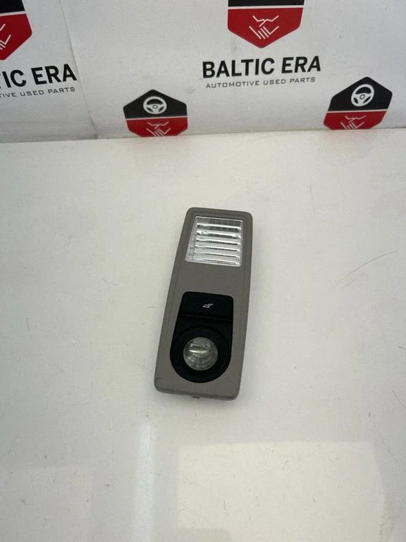 Tagaistmete valgustustuli 9216619