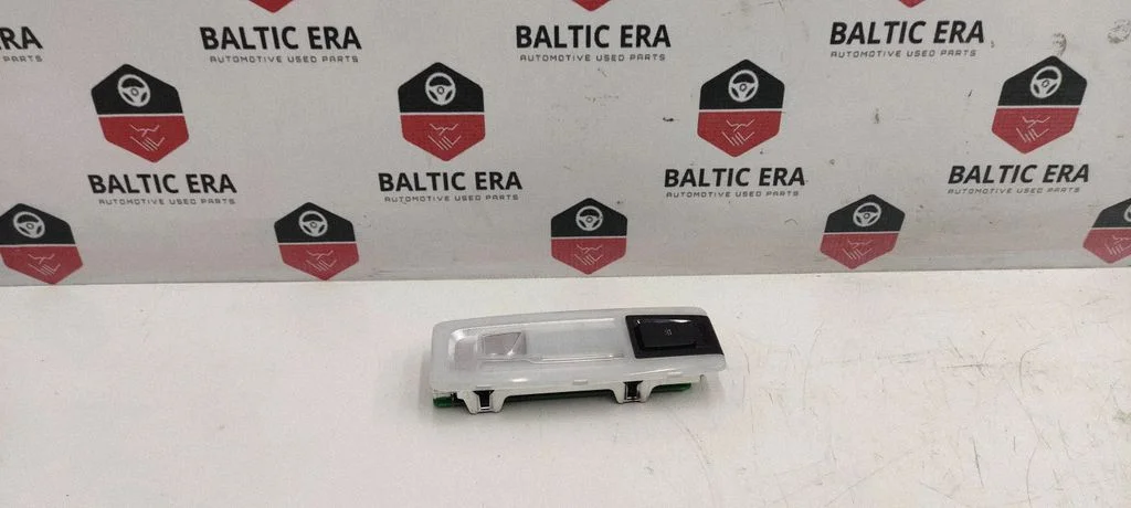 Tagaistmete valgustustuli 9239405