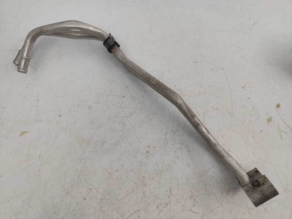 Air conditioning (A/C) pipe/hose S8805
