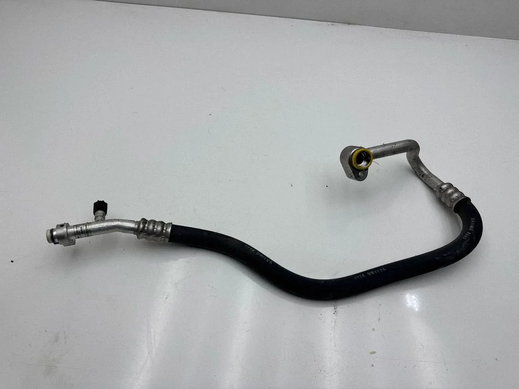 Air conditioning (A/C) pipe/hose 9212232