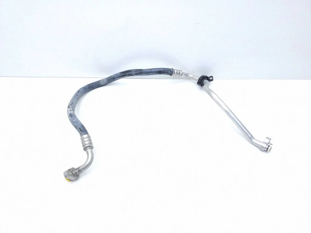 Air conditioning (A/C) pipe/hose – BMW 1 Series F20 F21 (2011-2019)