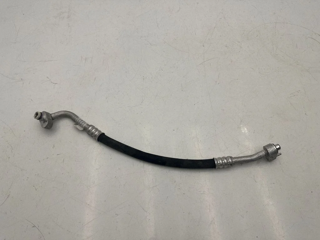 Air conditioning (A/C) pipe/hose – BMW i3 (2013-)