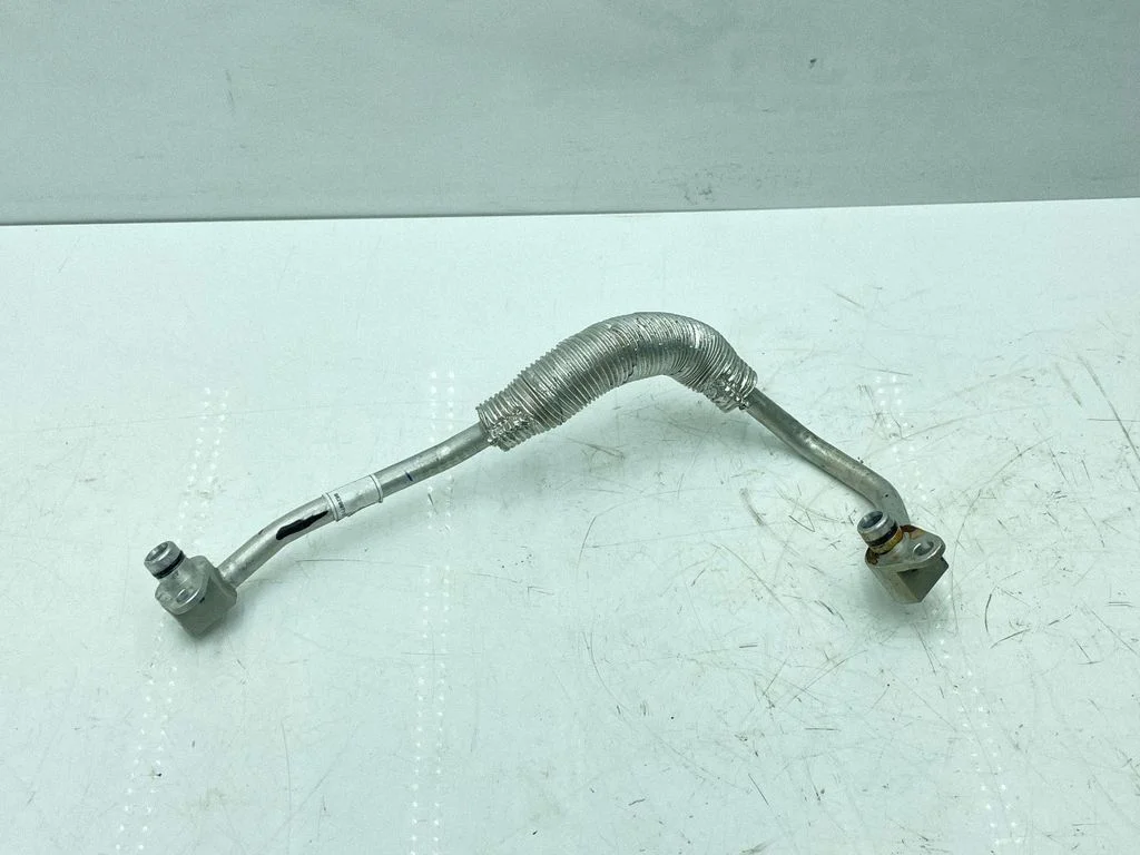 Air conditioning (A/C) pipe/hose 8629971