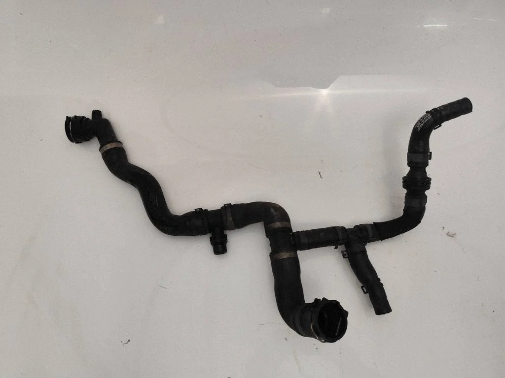 Engine coolant pipe/hose 8W0121140
