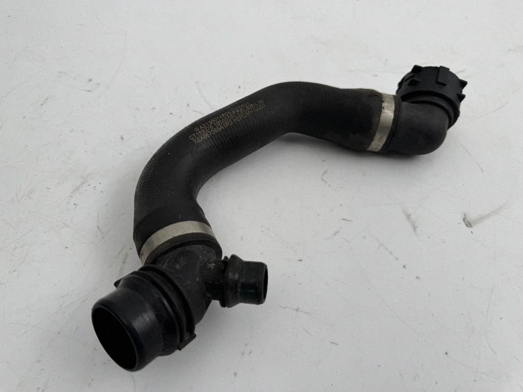 Mootori jahutusvedeliku toru / voolik A2135014801