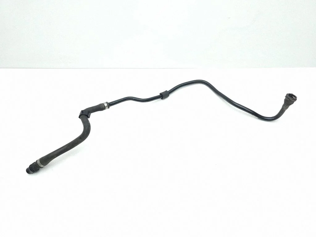 Engine coolant pipe/hose 8674162