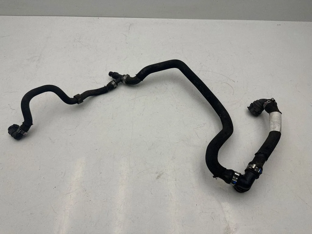Engine coolant pipe/hose 8656444