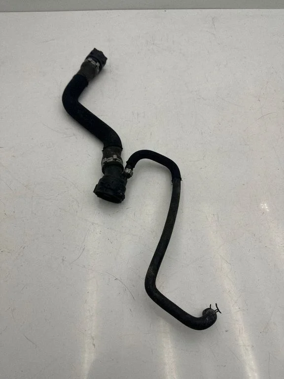 Engine coolant pipe/hose 8611672