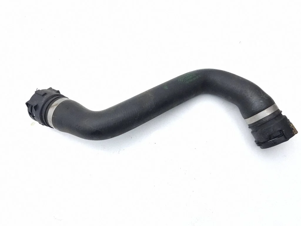 Engine coolant pipe/hose 8571613