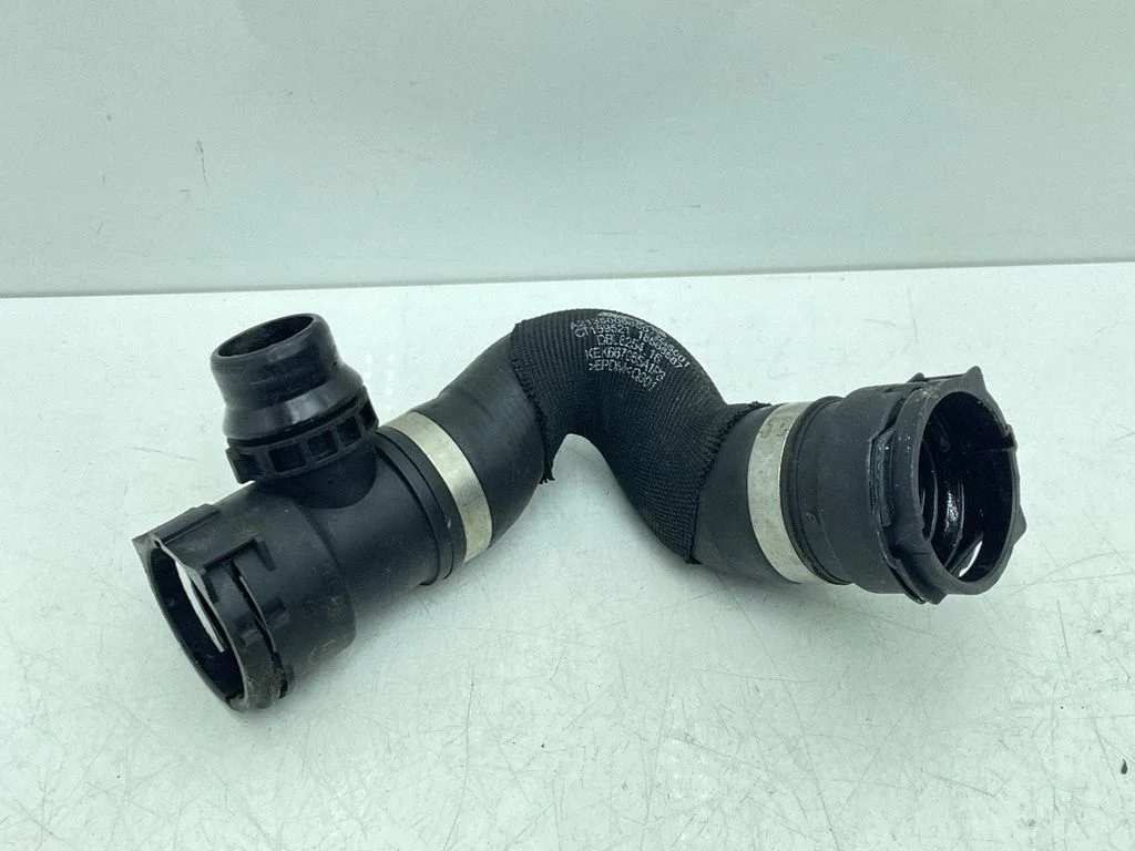 Engine coolant pipe/hose A2135006600
