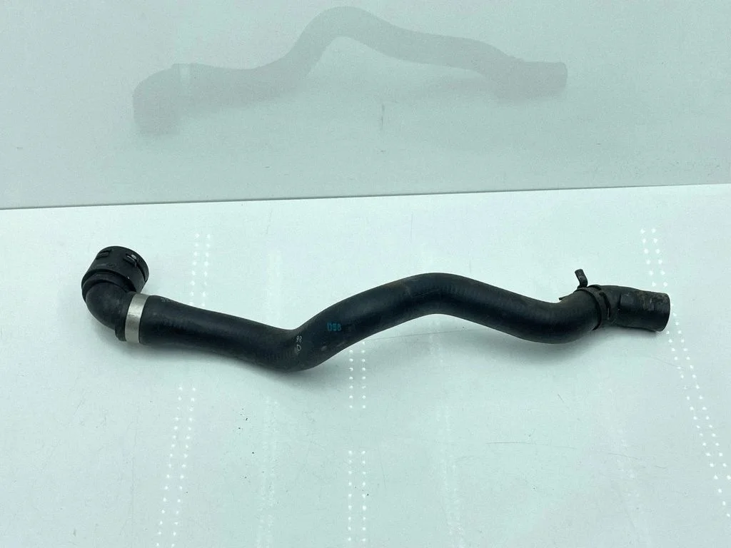 Engine coolant pipe/hose 9329645