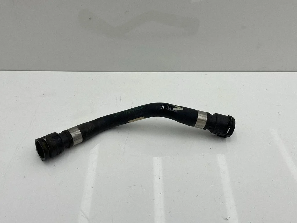 Przewody układu chłodzenia silnika – BMW Seria 5 G30 G31 G38 (2016-)