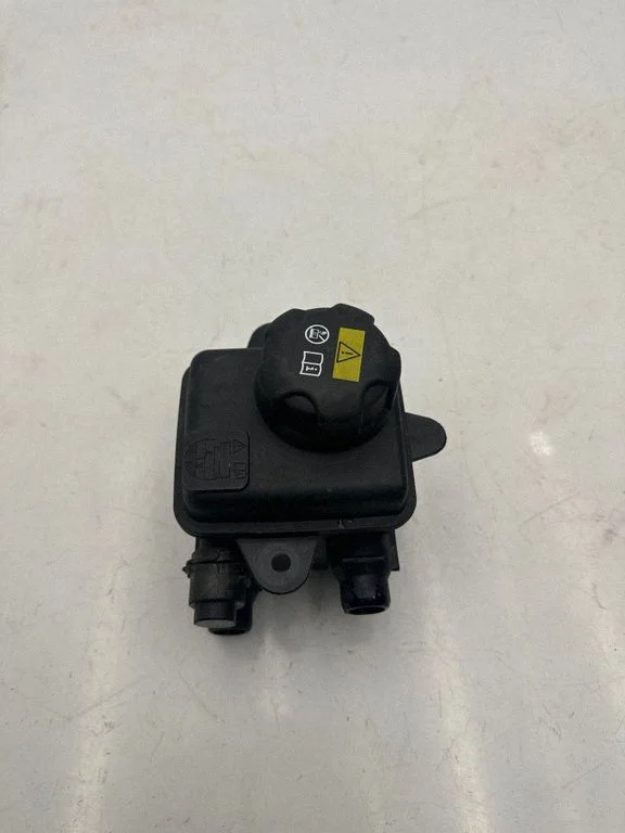 Coolant expansion tank/reservoir 9327150