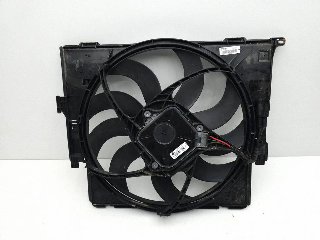 Electric radiator cooling fan 8641963