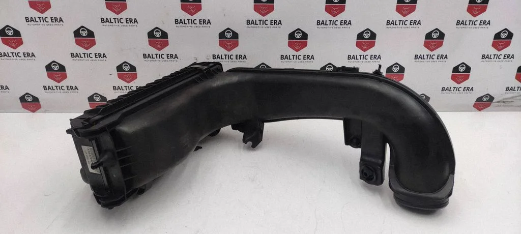 Air filter box 70570576