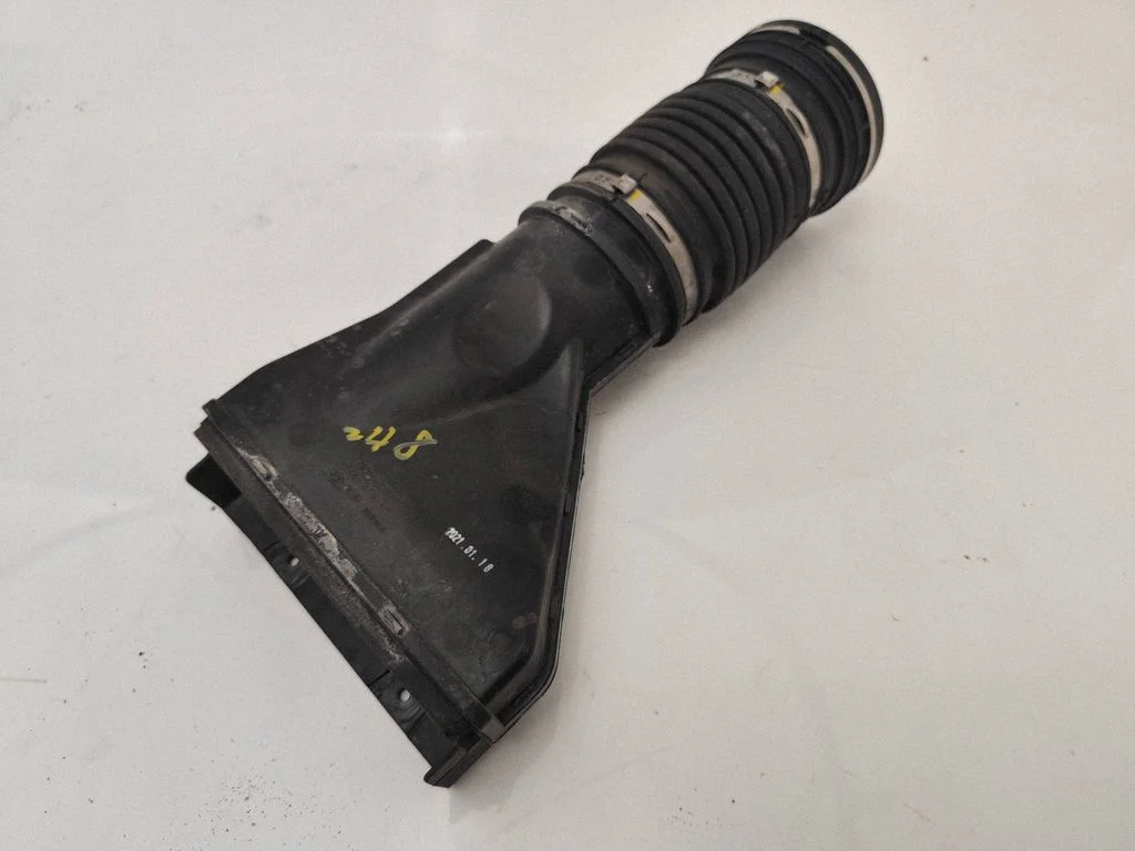 Air intake duct part 28210T6710
