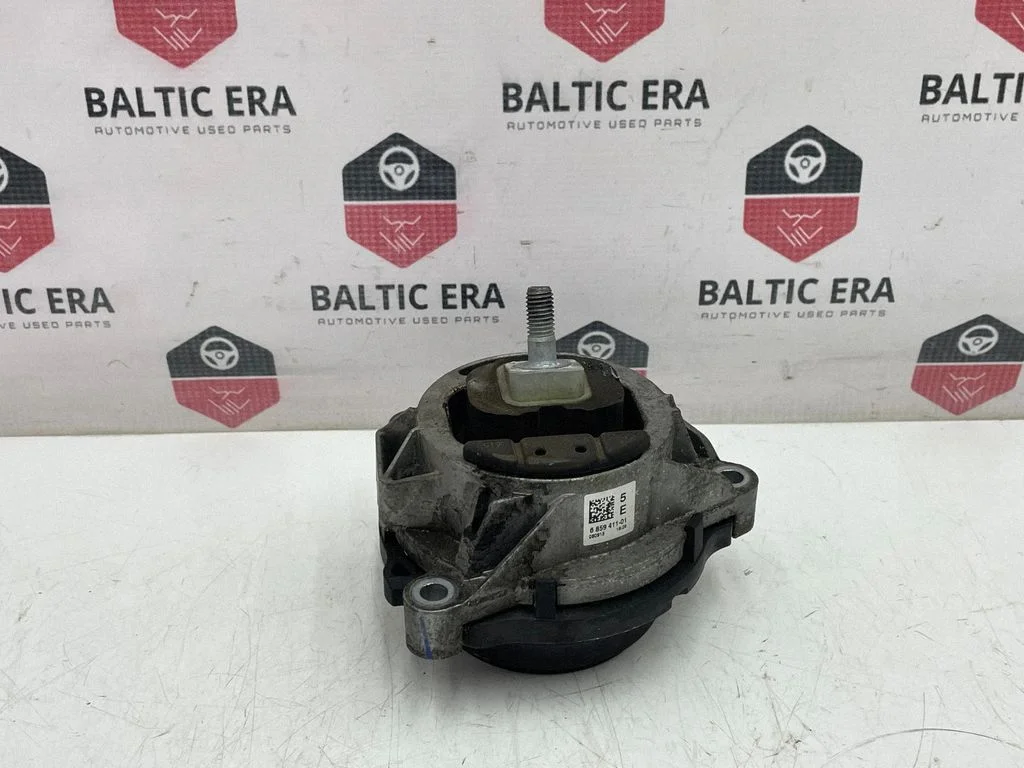 Engine mount bracket 6859411