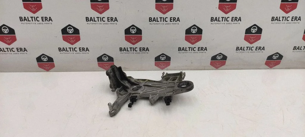 Variklio tvirtinimo kronšteinas