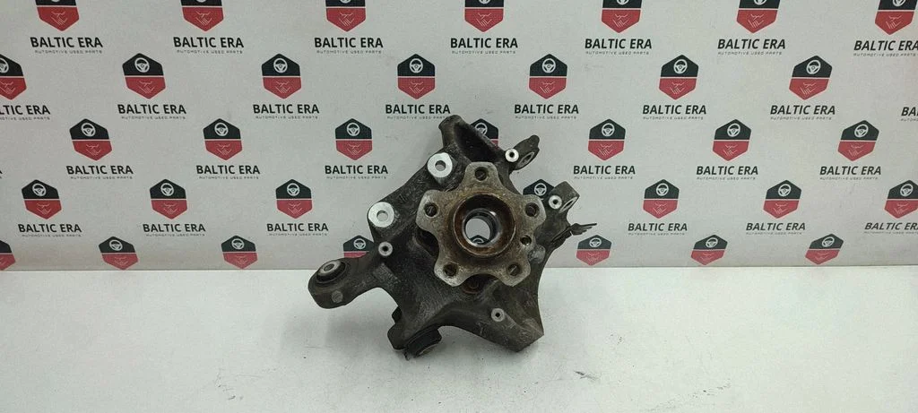 Rear wheel hub 6866337