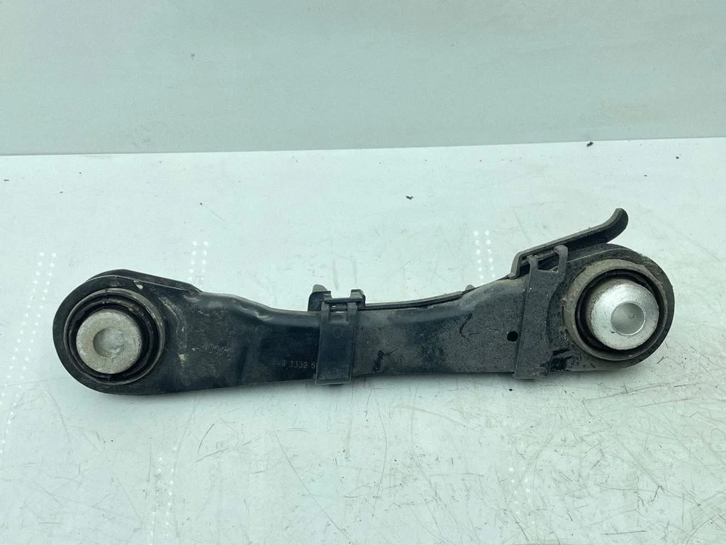 Rear upper control arm/wishbone 6867537