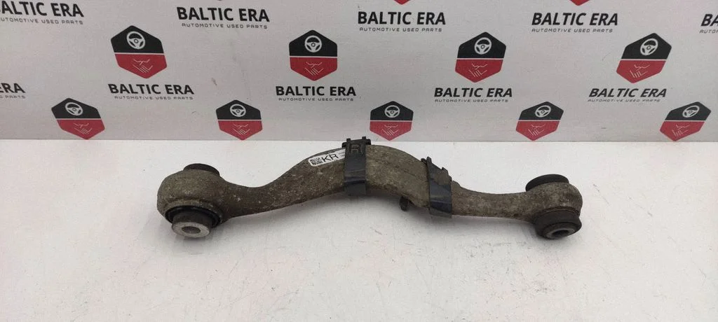 Tagumine ülemine õõtshoob – BMW 5-seeria G30 G31 G38 (2016-)