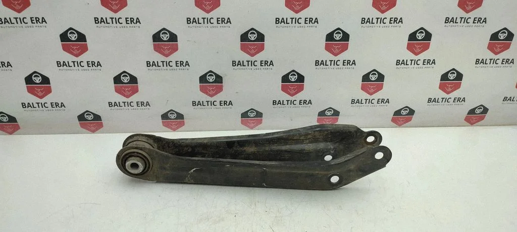 Aizmugurējā svira (dakša) 6795812