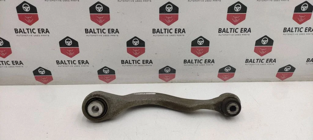 Tagumine ülemine õõtshoob – BMW X3 G01 (2018-2024)