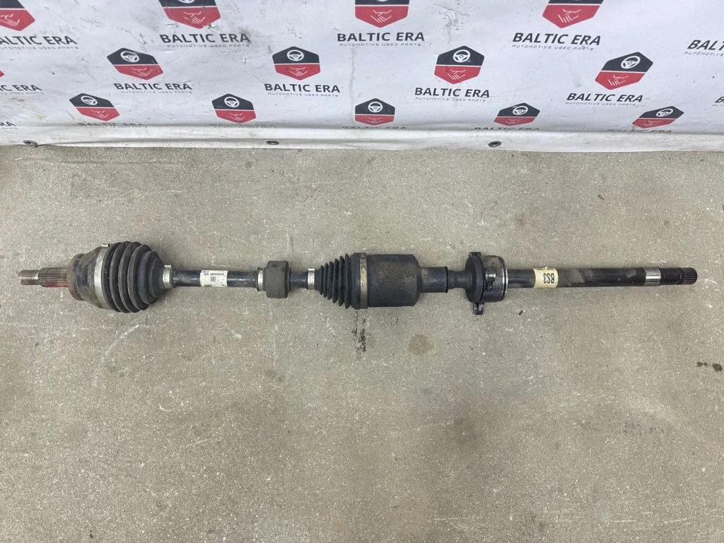 Front driveshaft 49560T6800