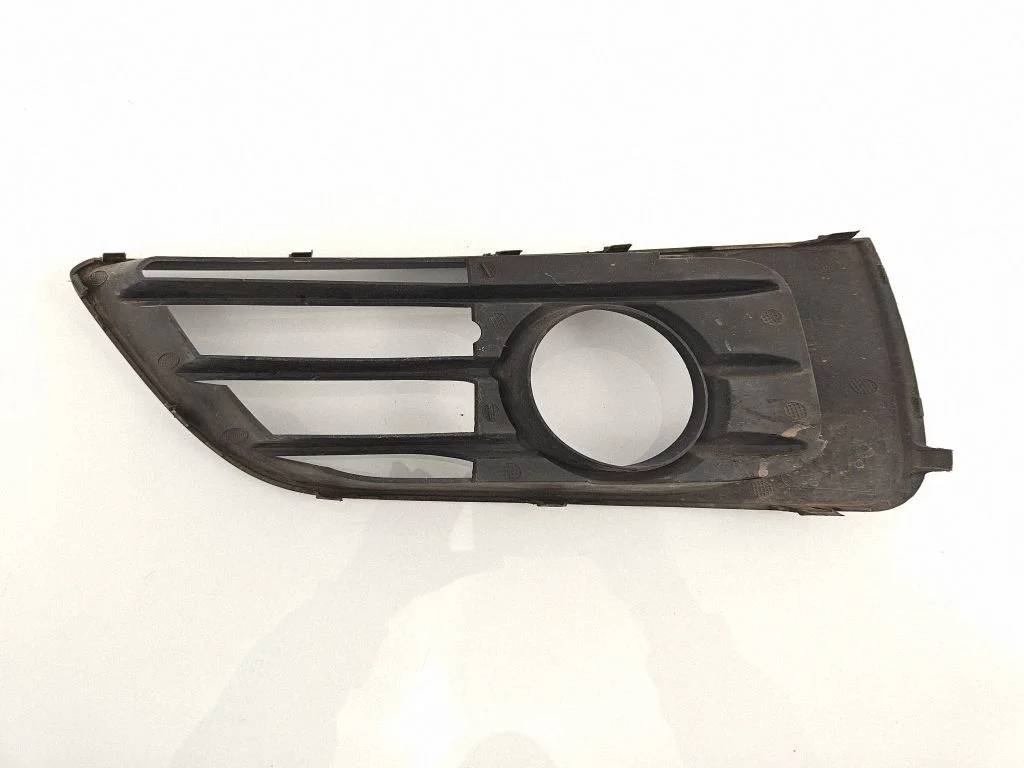 Front bumper lower grill 7328682