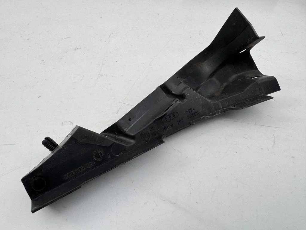 Fender mounting bracket 4G0805234
