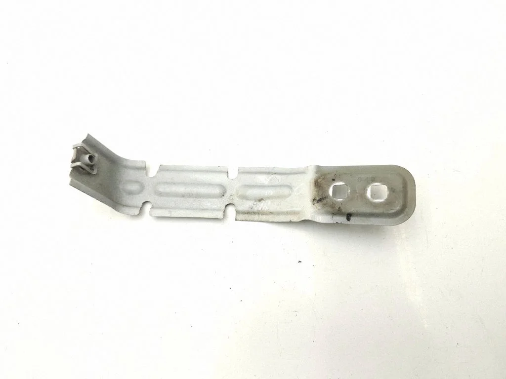 Fender mounting bracket 7267336