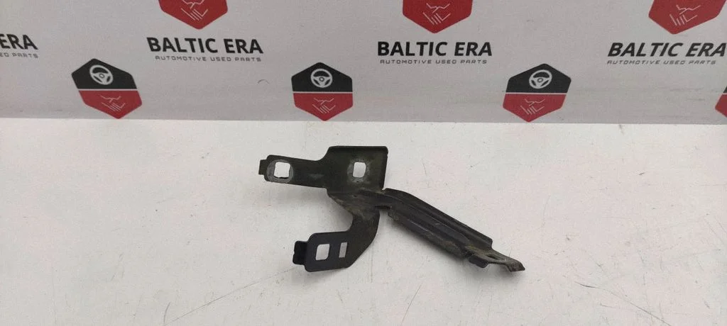 Fender mounting bracket 7293727