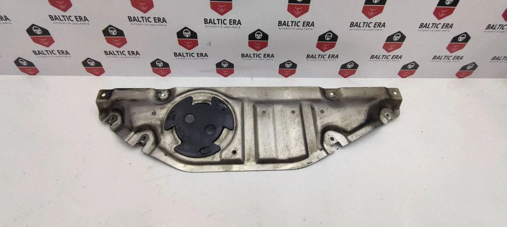 Engine splash shield/under tray 7447143
