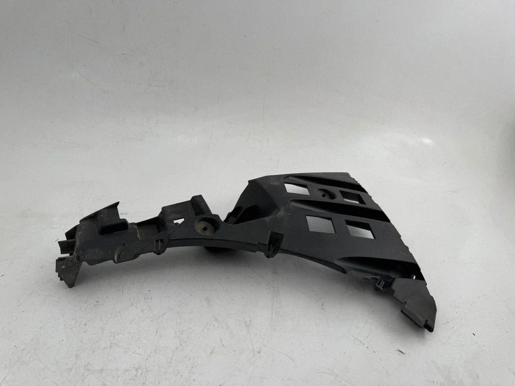 Rear bumper mounting bracket 9830784980