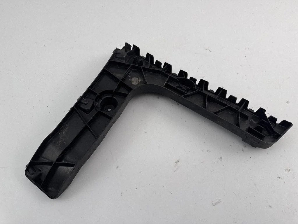 Rear bumper mounting bracket 4G9807453E