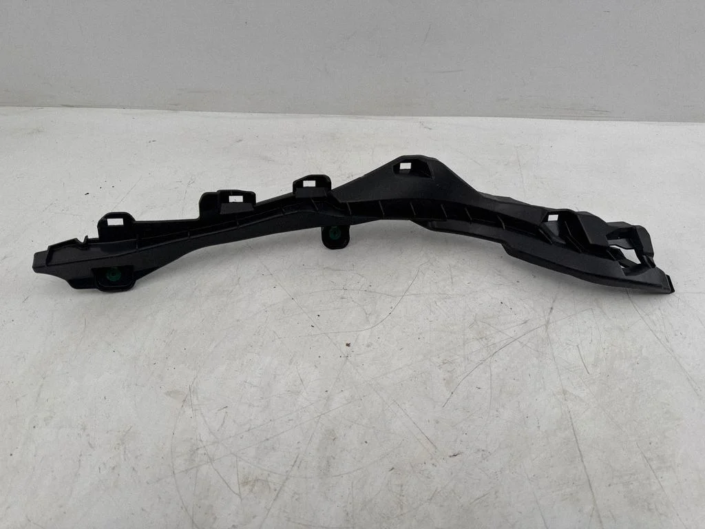 Mocowanie zderzaka tylnego DN4J68H60 – Mazda MX-30 (2020-)