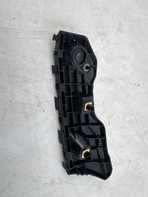 Rear bumper mounting bracket – Mazda MX-30 (2020-)