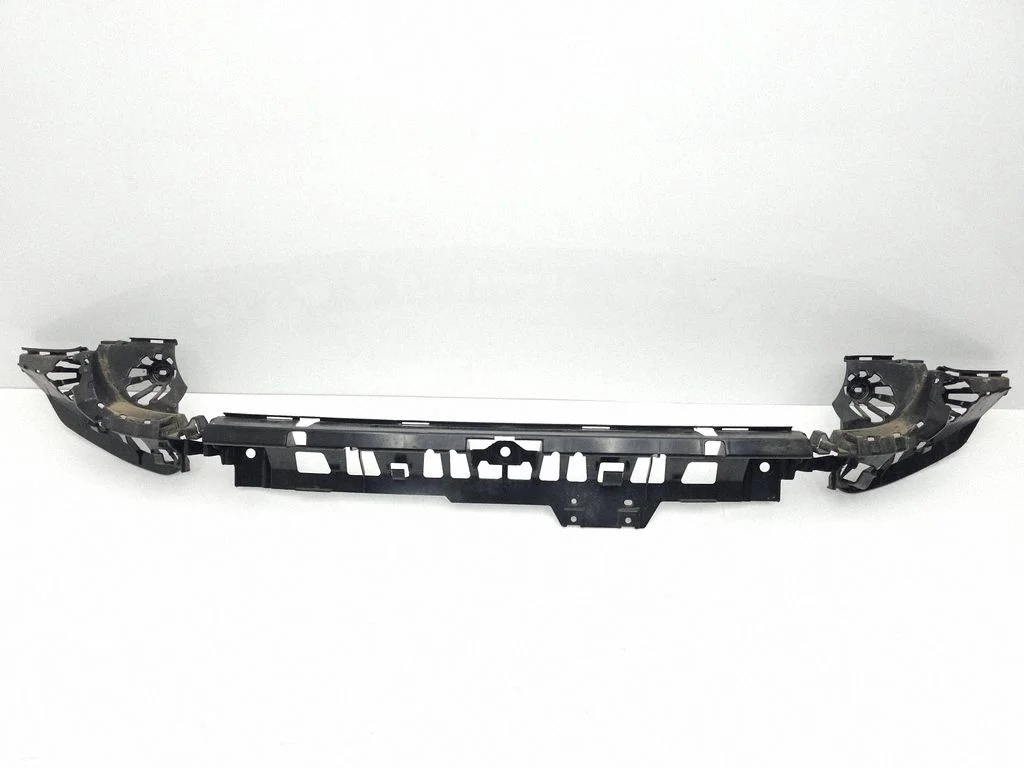 Rear bumper mounting bracket 7240953