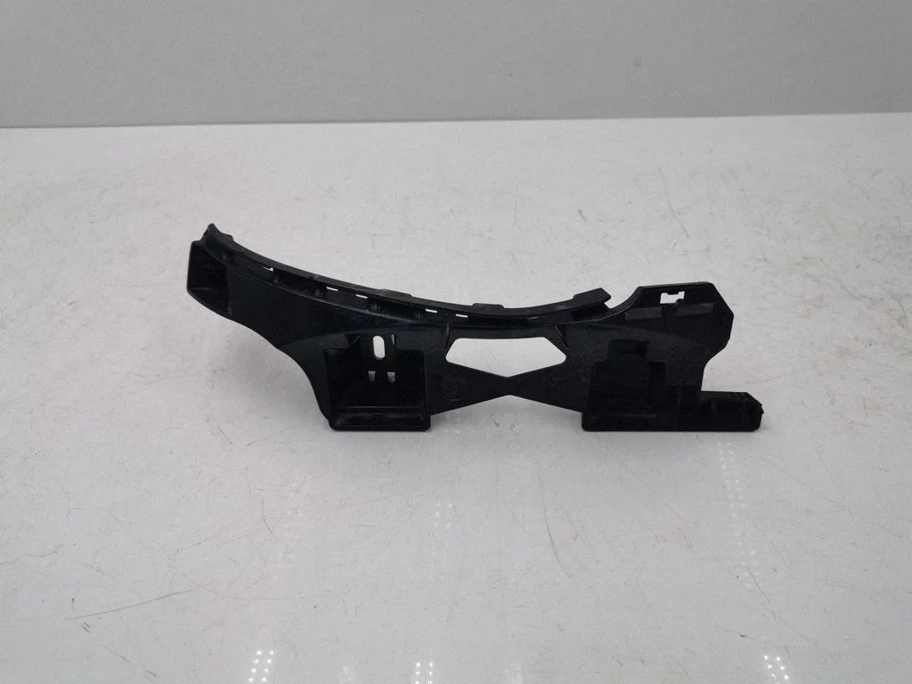 Rear bumper mounting bracket A2138850065