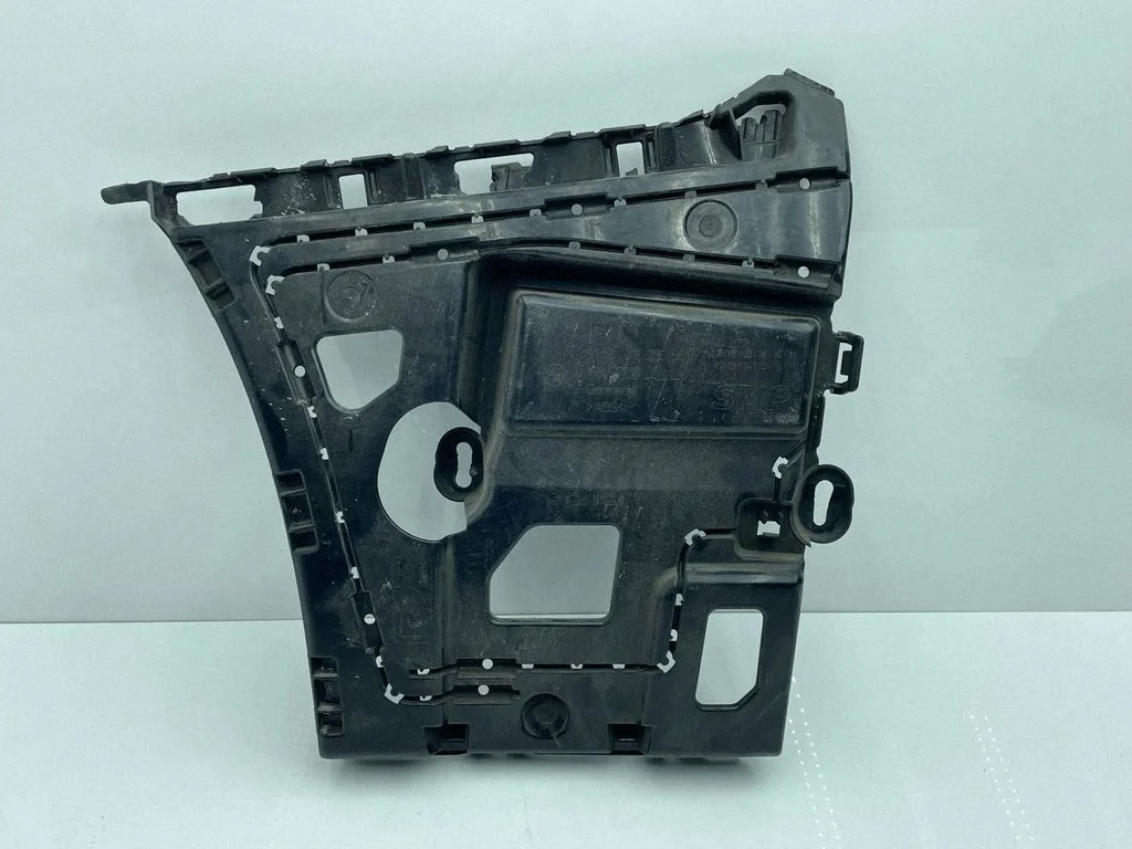 Rear bumper mounting bracket 7285561