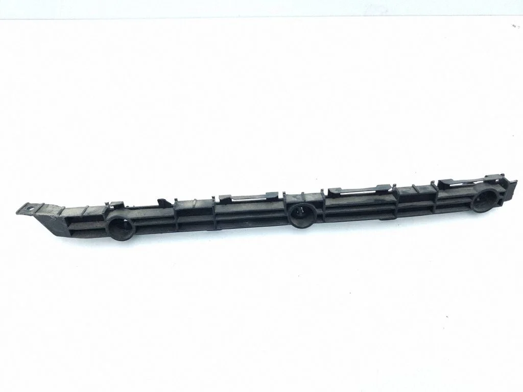 Rear bumper mounting bracket 6007554