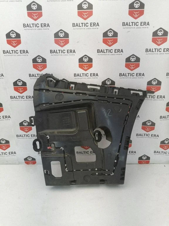 Tagumise kaitseraua kinnitusklamber – BMW 4-seeria F32 F33 (2013-2020)