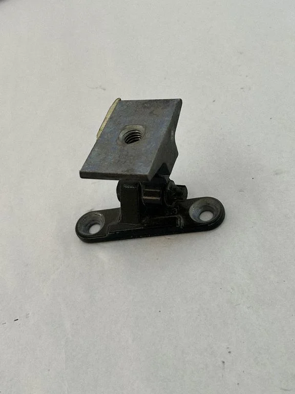 Front door upper hinge – BMW 5 Series F10 F11 (2009-2016)